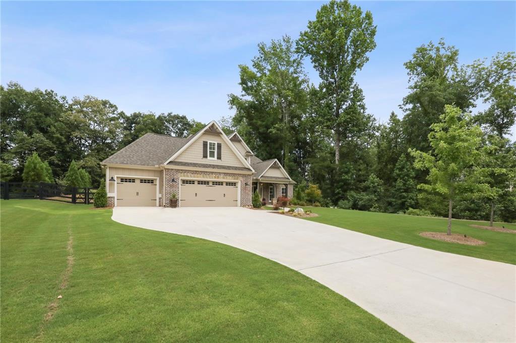 103 Silky Sullivan Way