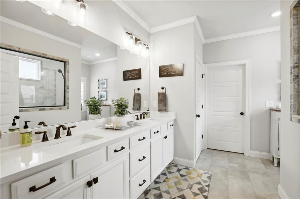 103 Silky Sullivan Way