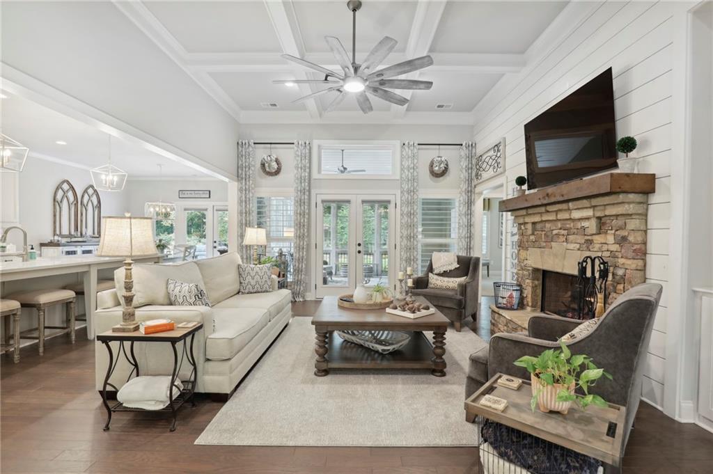 103 Silky Sullivan Way