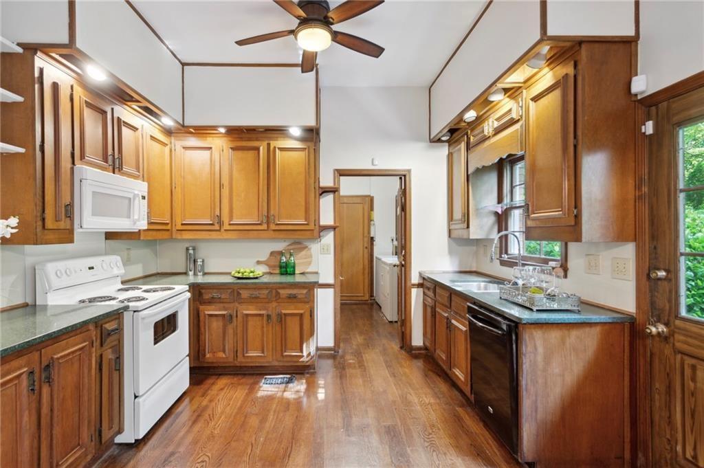 2609 Winslow Drive NE