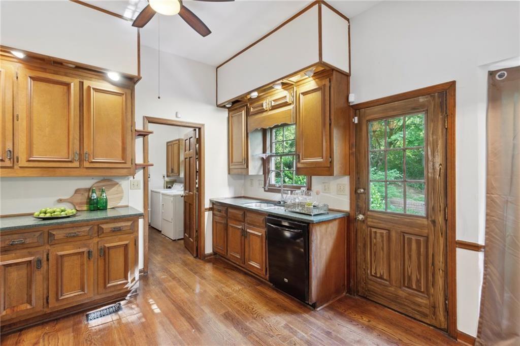 2609 Winslow Drive NE