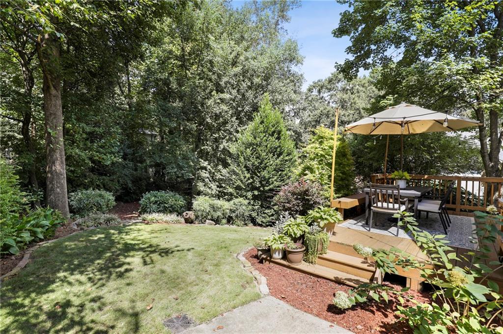 1820 Woodland Hills Avenue NW