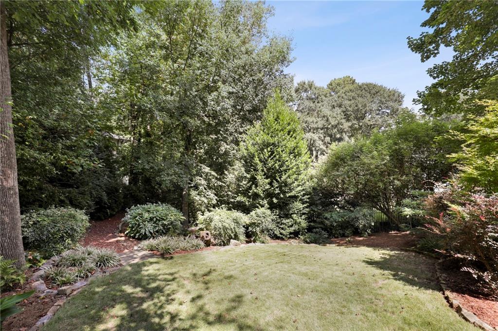 1820 Woodland Hills Avenue NW