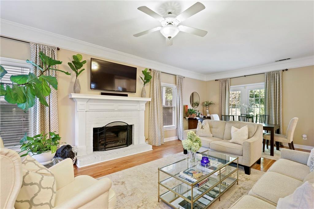 1820 Woodland Hills Avenue NW