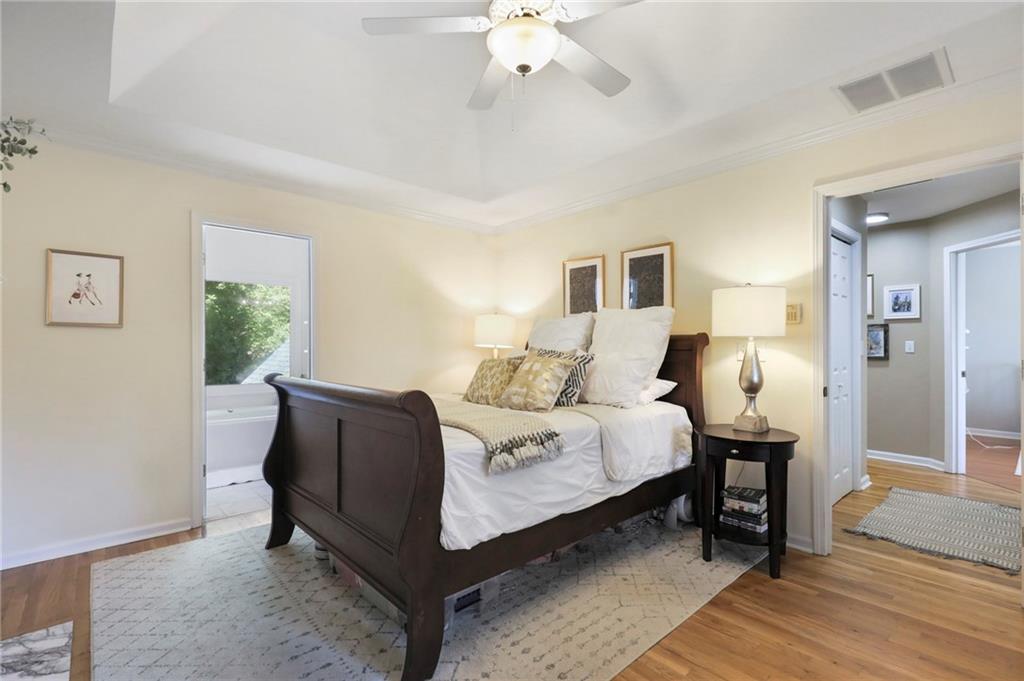 1820 Woodland Hills Avenue NW