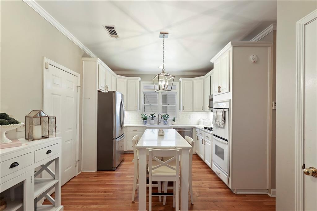 1820 Woodland Hills Avenue NW