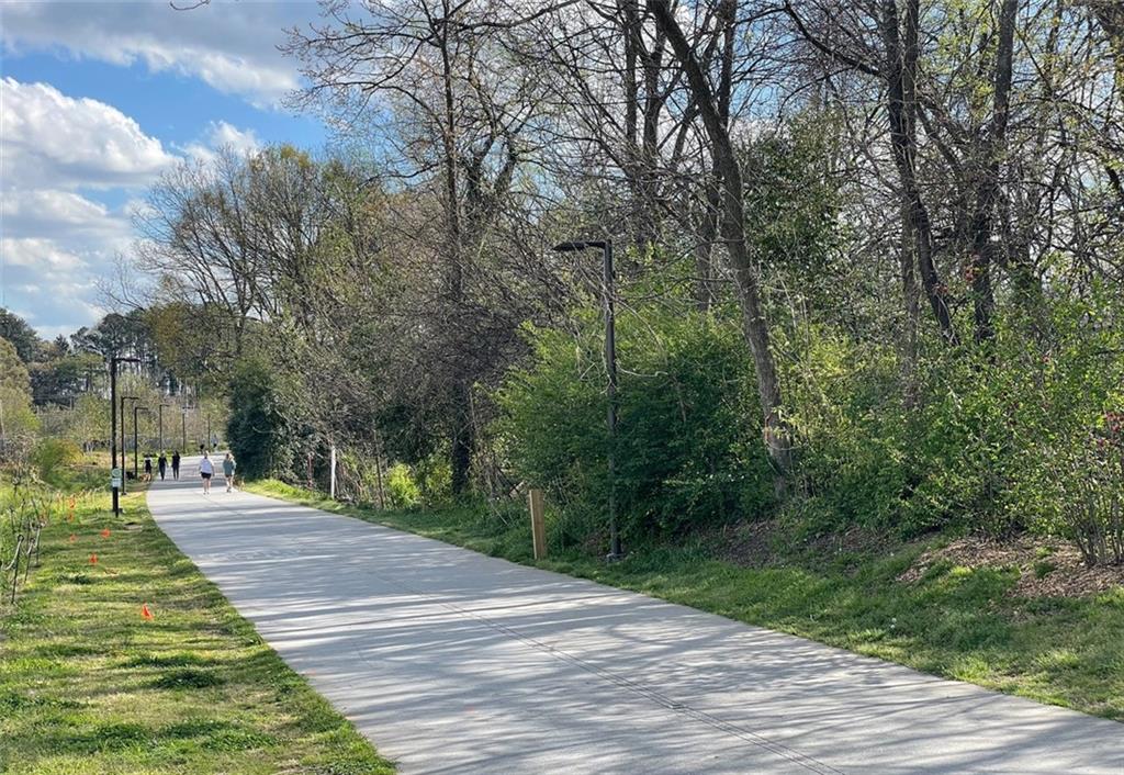 881 Memorial Drive SE Unit 309