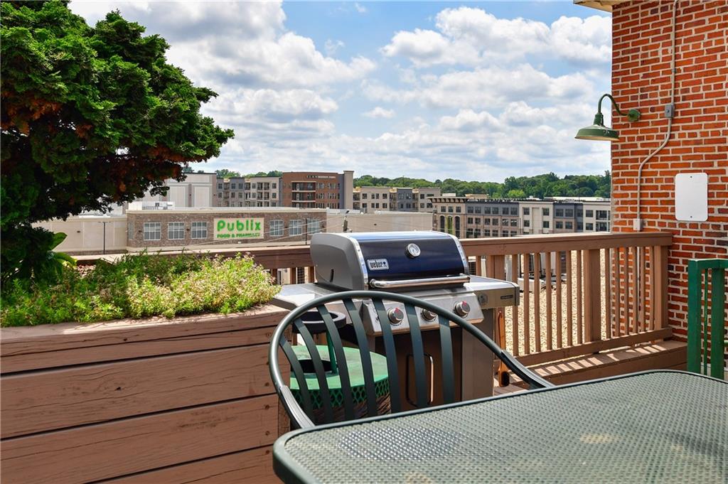 881 Memorial Drive SE Unit 309