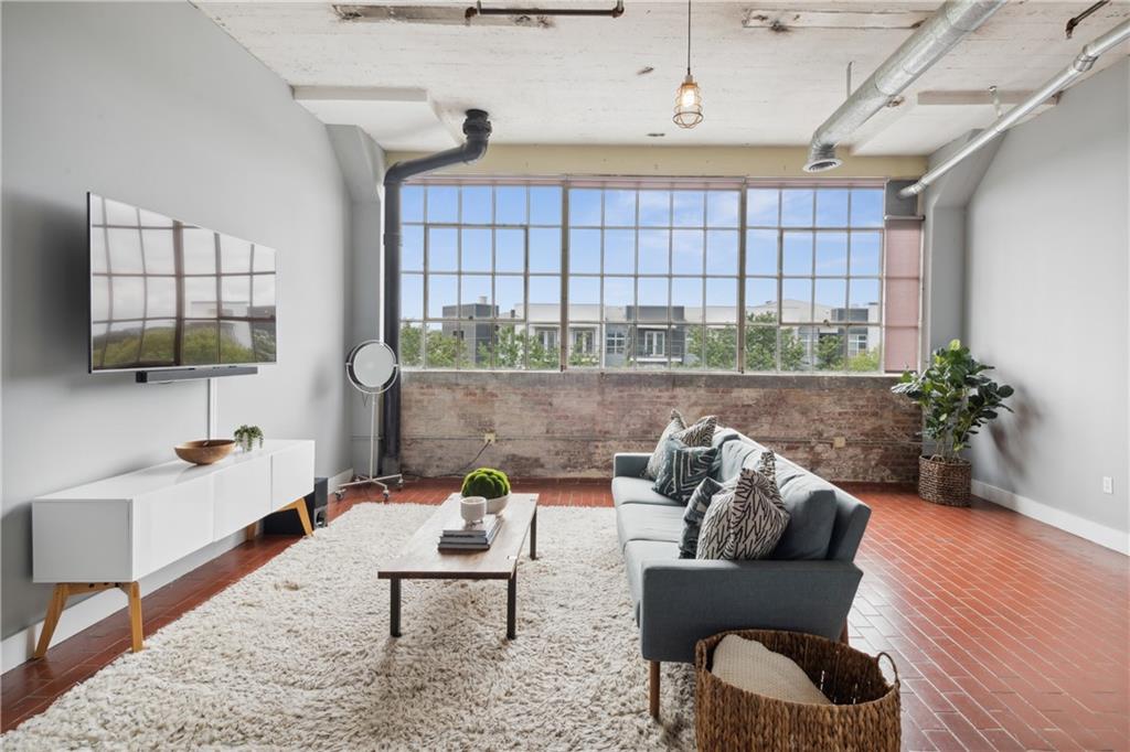 881 Memorial Drive SE Unit 309