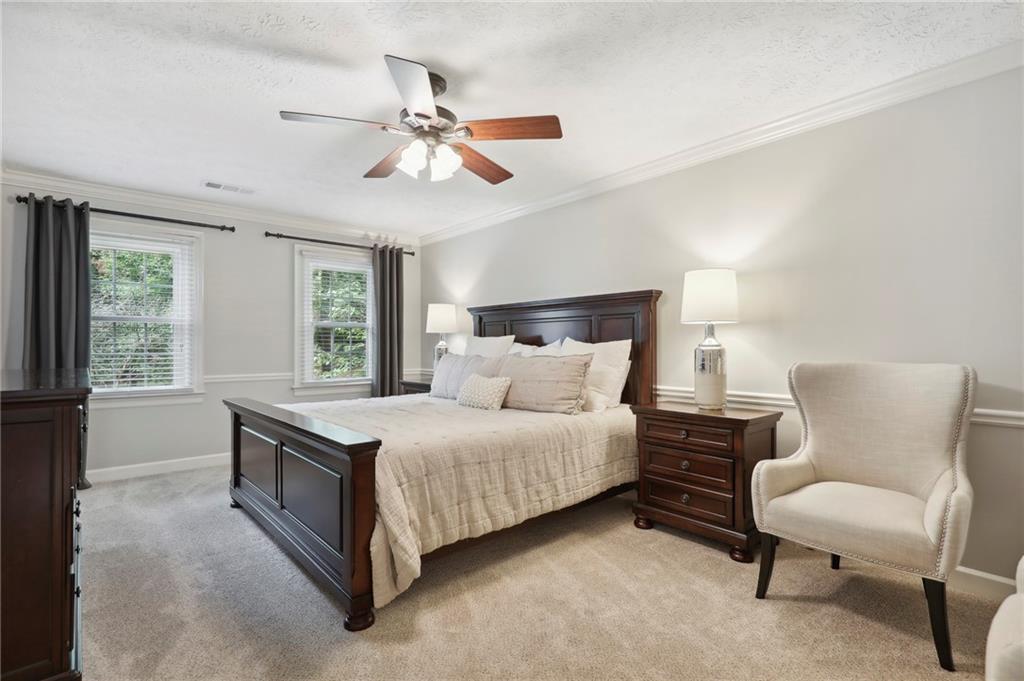 135 Hembree Circle Drive