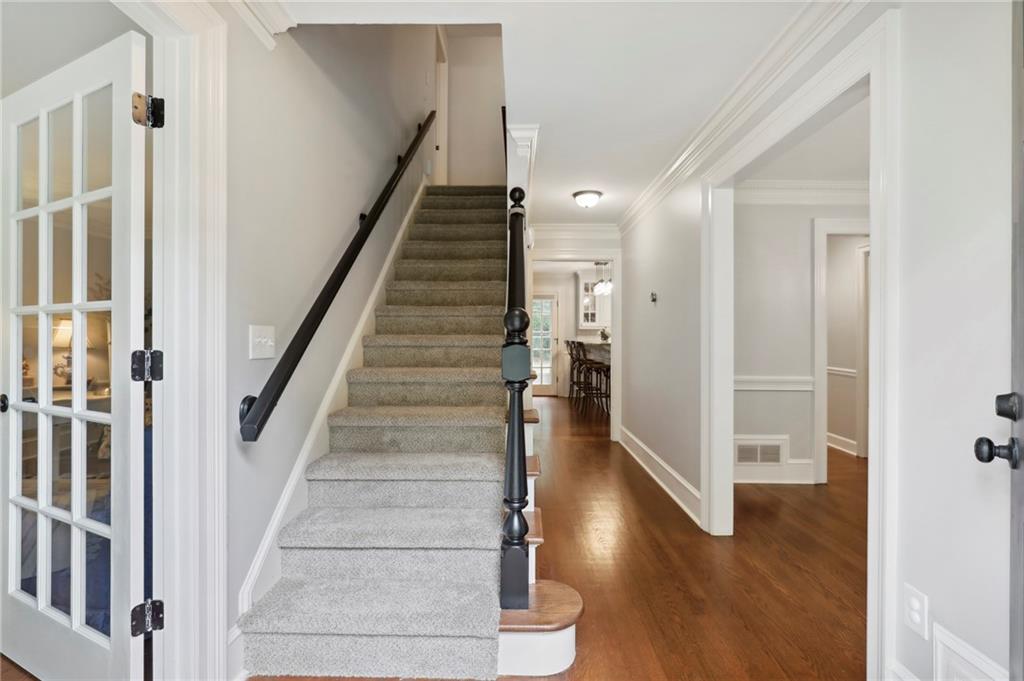 135 Hembree Circle Drive