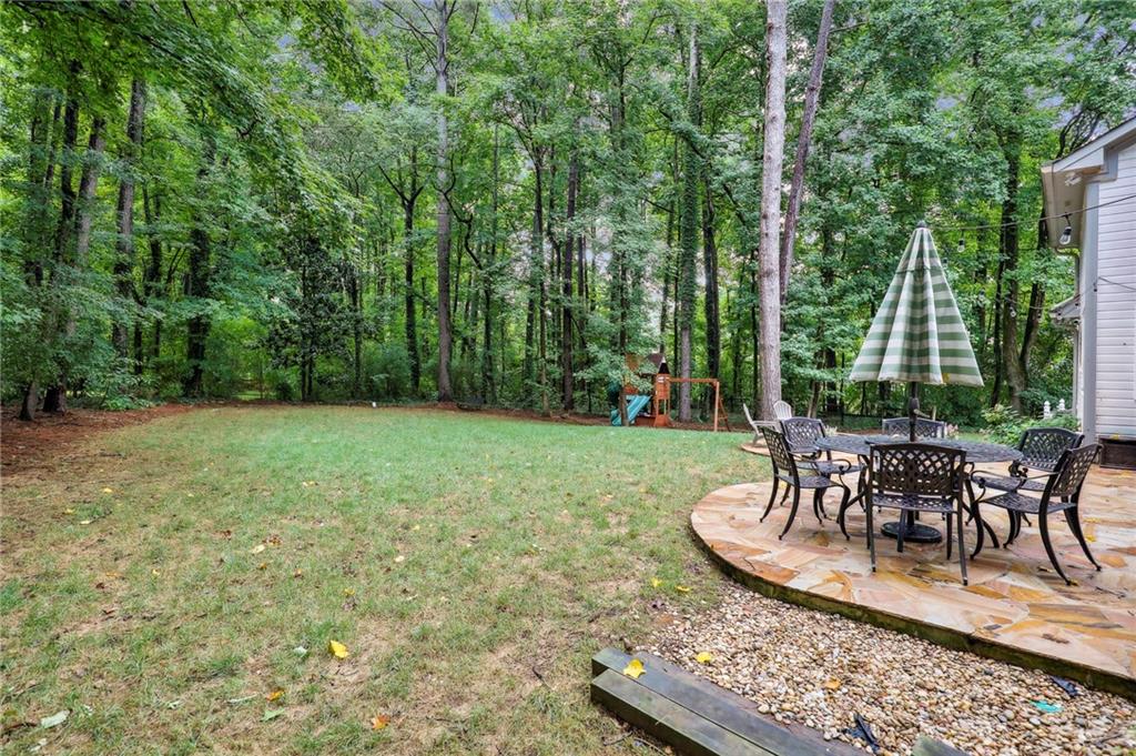 135 Hembree Circle Drive