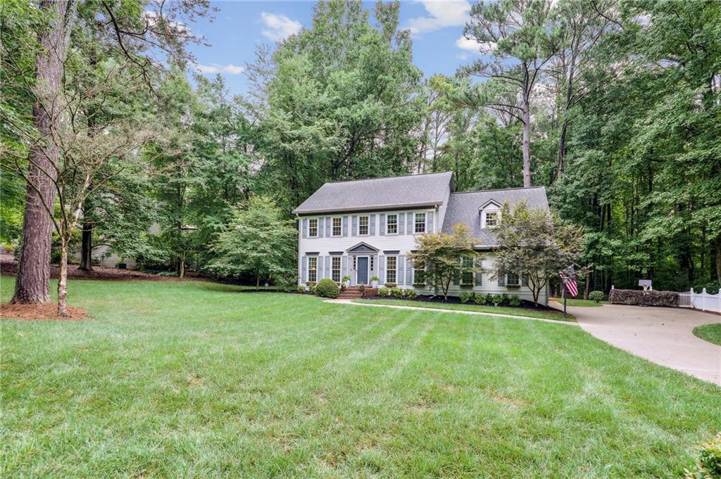 135 Hembree Circle Drive