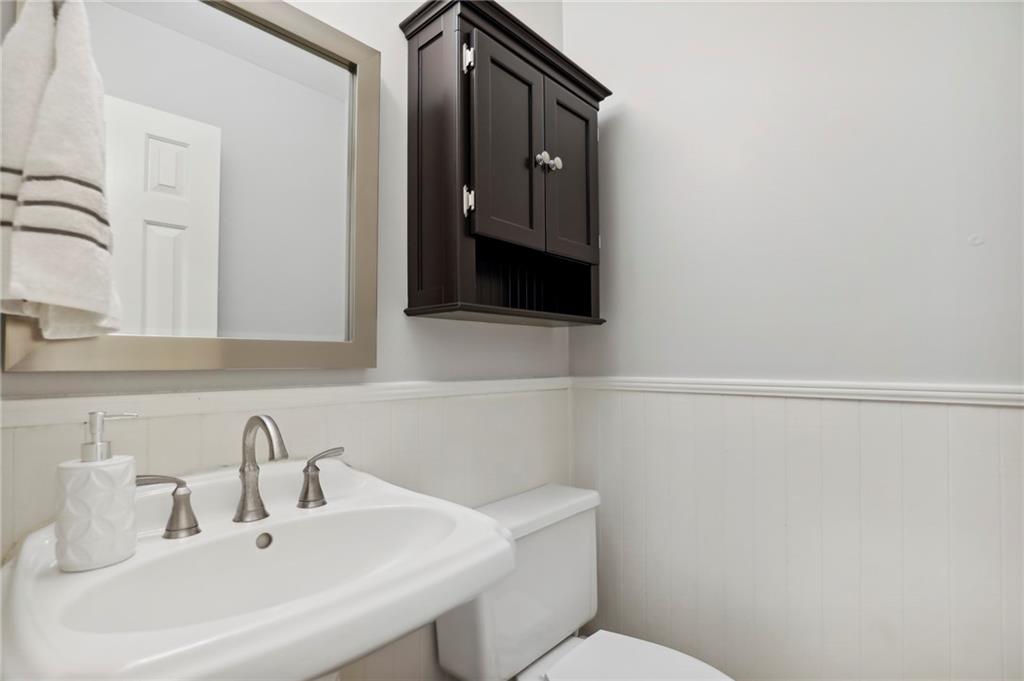 135 Hembree Circle Drive