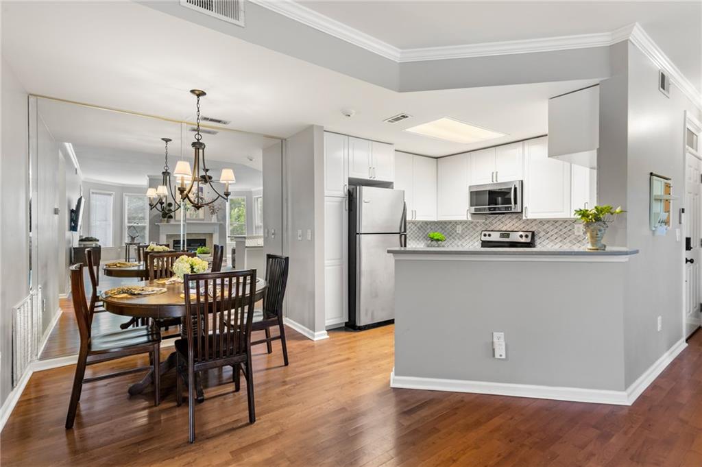 119 McGill Park Avenue NE Unit 119