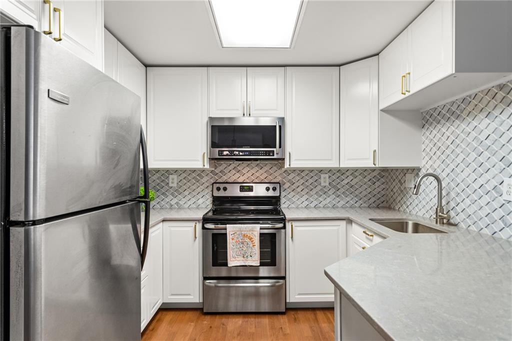 119 McGill Park Avenue NE Unit 119