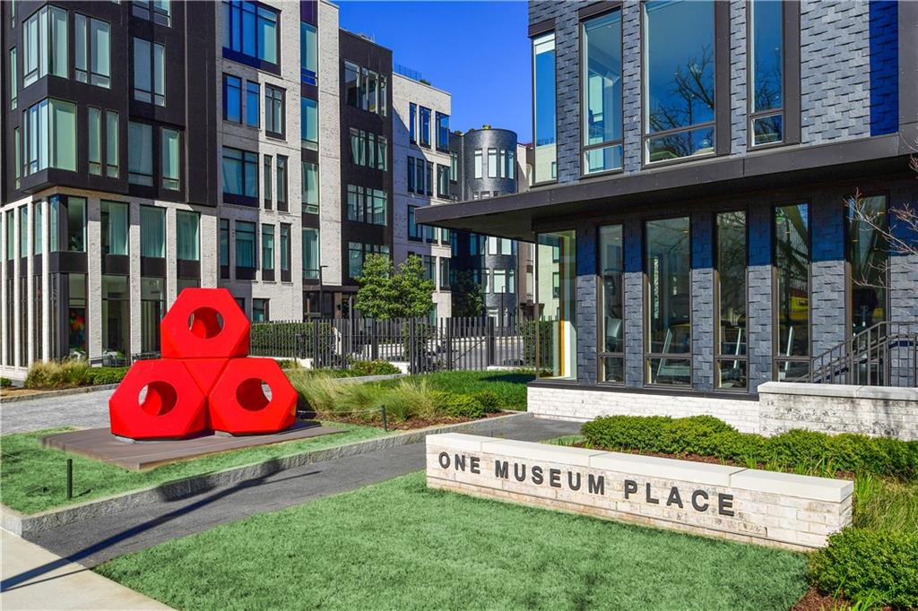 1301 Peachtree Street NE Unit 2B