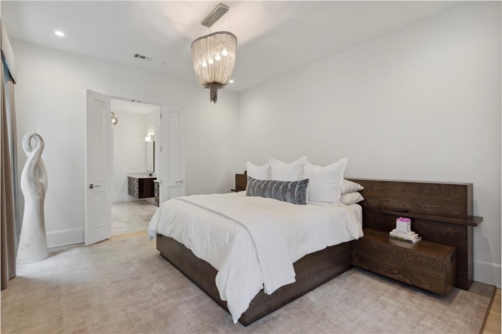 1301 Peachtree Street NE Unit 2B