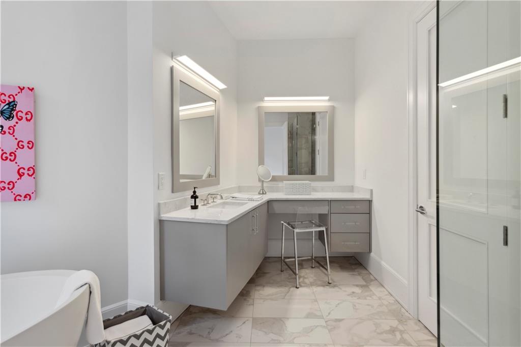 1301 Peachtree Street NE Unit 2B