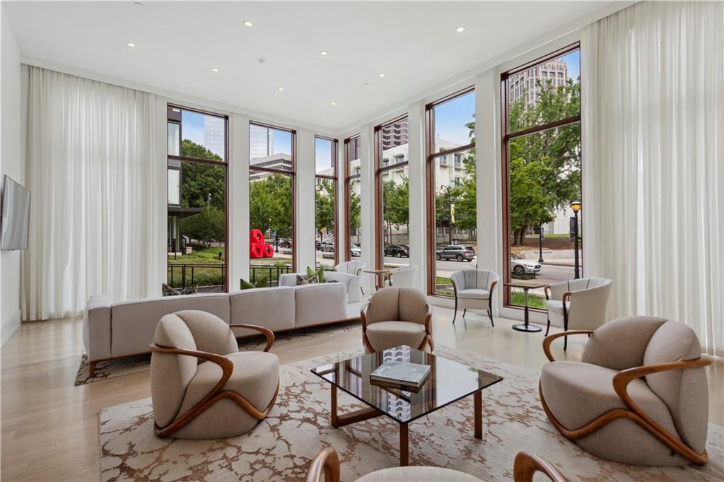 1301 Peachtree Street NE Unit 2B