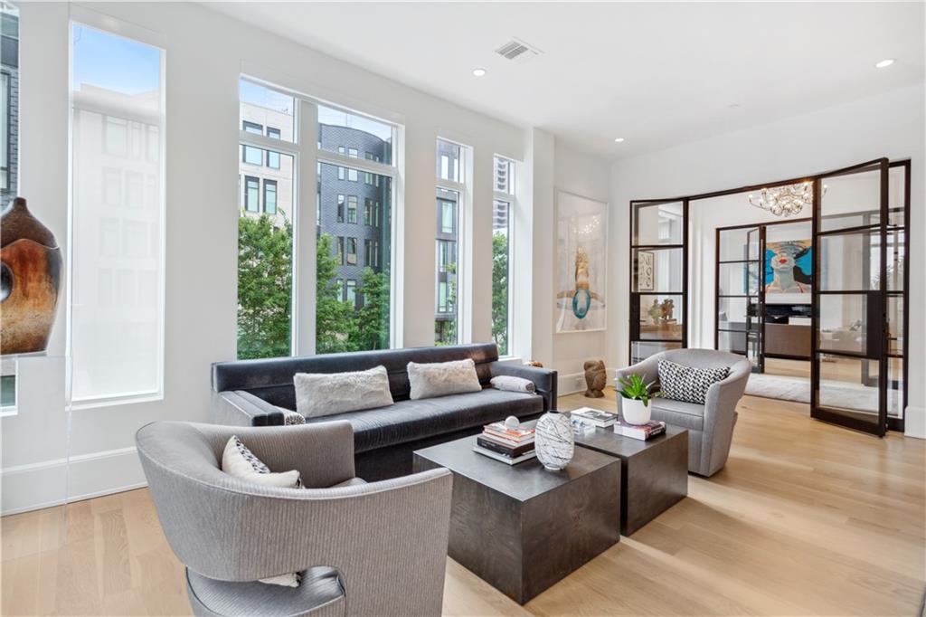 1301 Peachtree Street NE Unit 2B