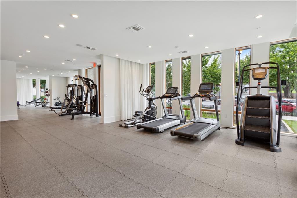 1301 Peachtree Street NE Unit 2B