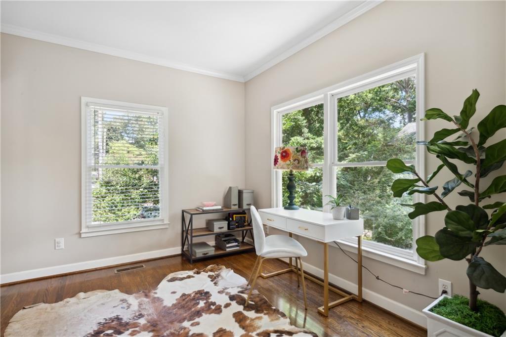 1042 Seaboard Avenue NW