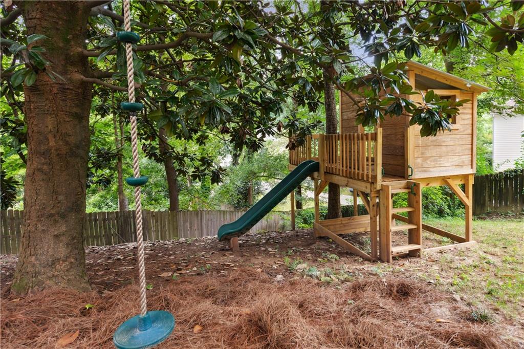 1042 Seaboard Avenue NW