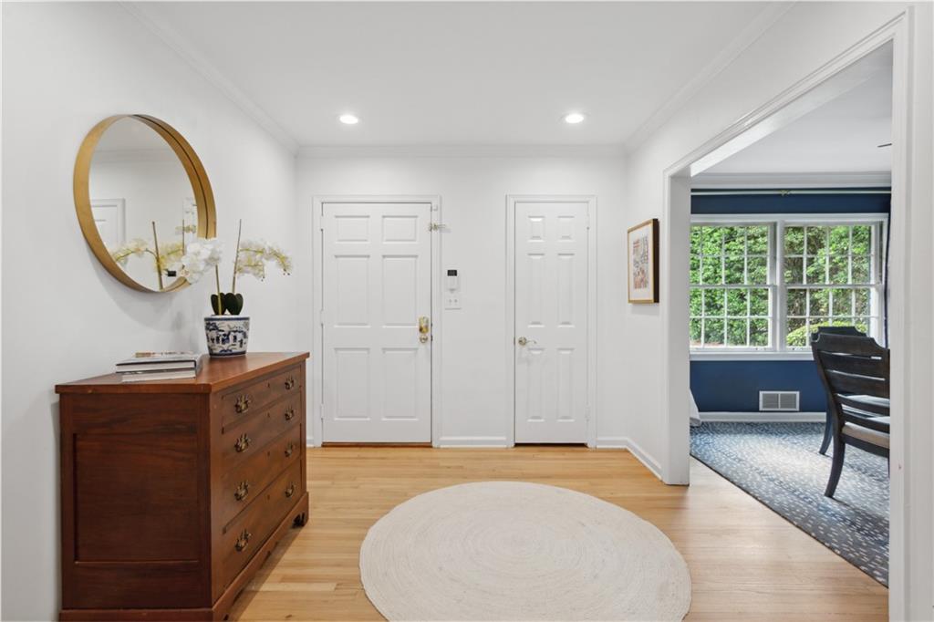 2380 Howell Mill Road NW