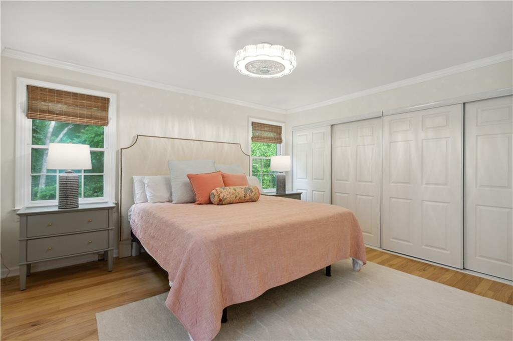 2380 Howell Mill Road NW