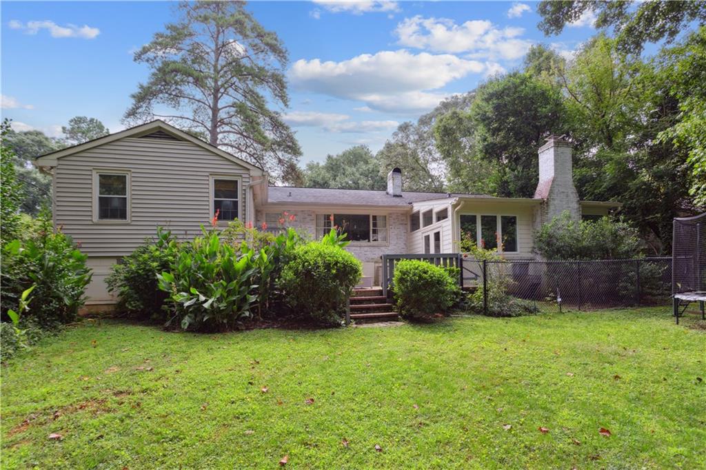 2380 Howell Mill Road NW