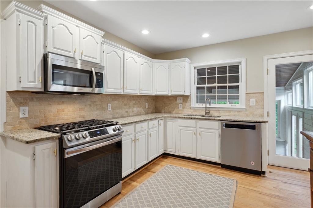 2380 Howell Mill Road NW