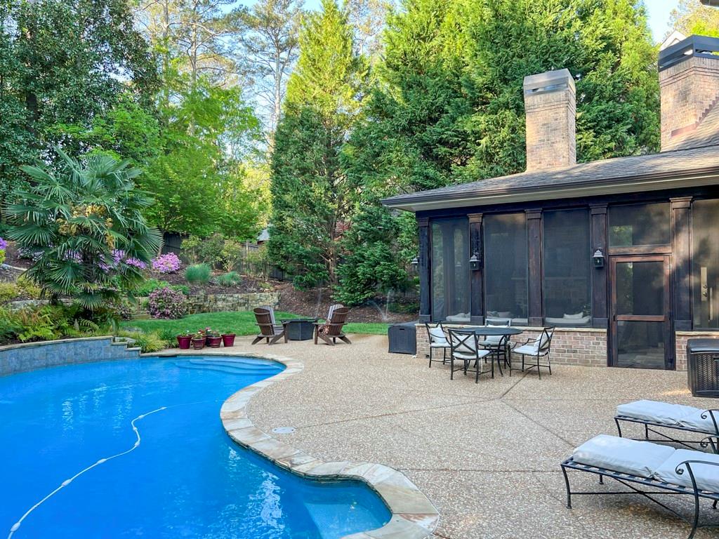 4130 Hillside Place NW