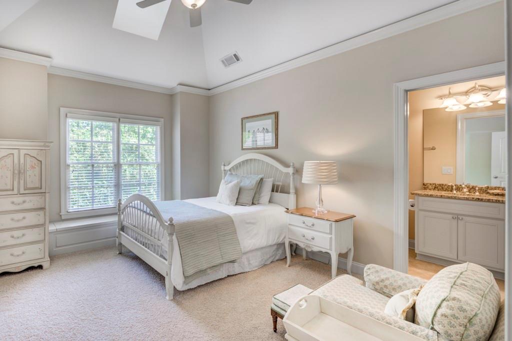 4130 Hillside Place NW