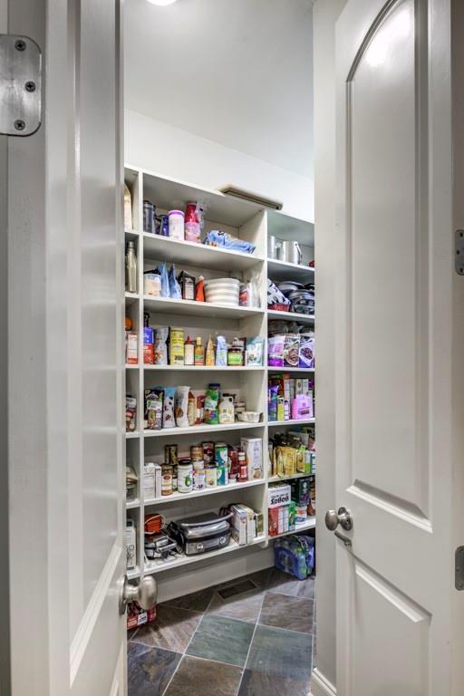 4130 Hillside Place NW