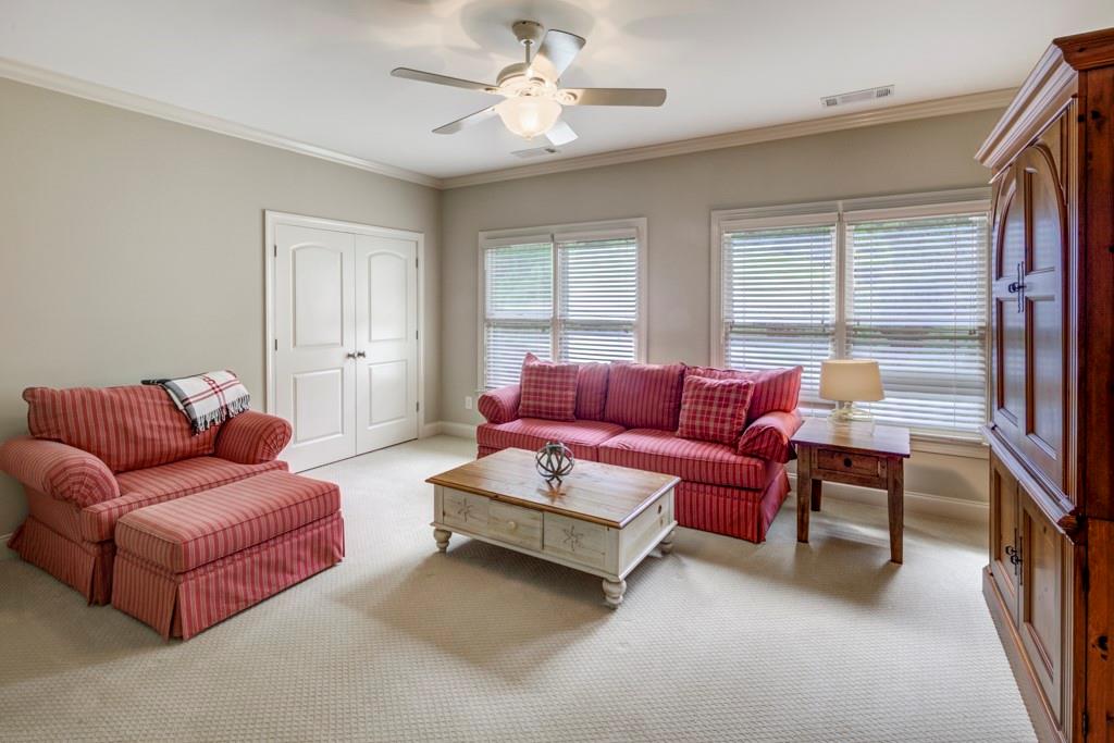 4130 Hillside Place NW