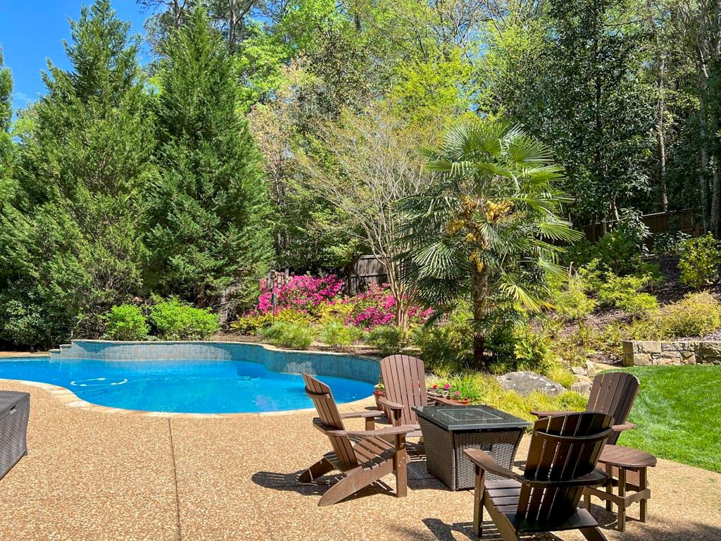 4130 Hillside Place NW