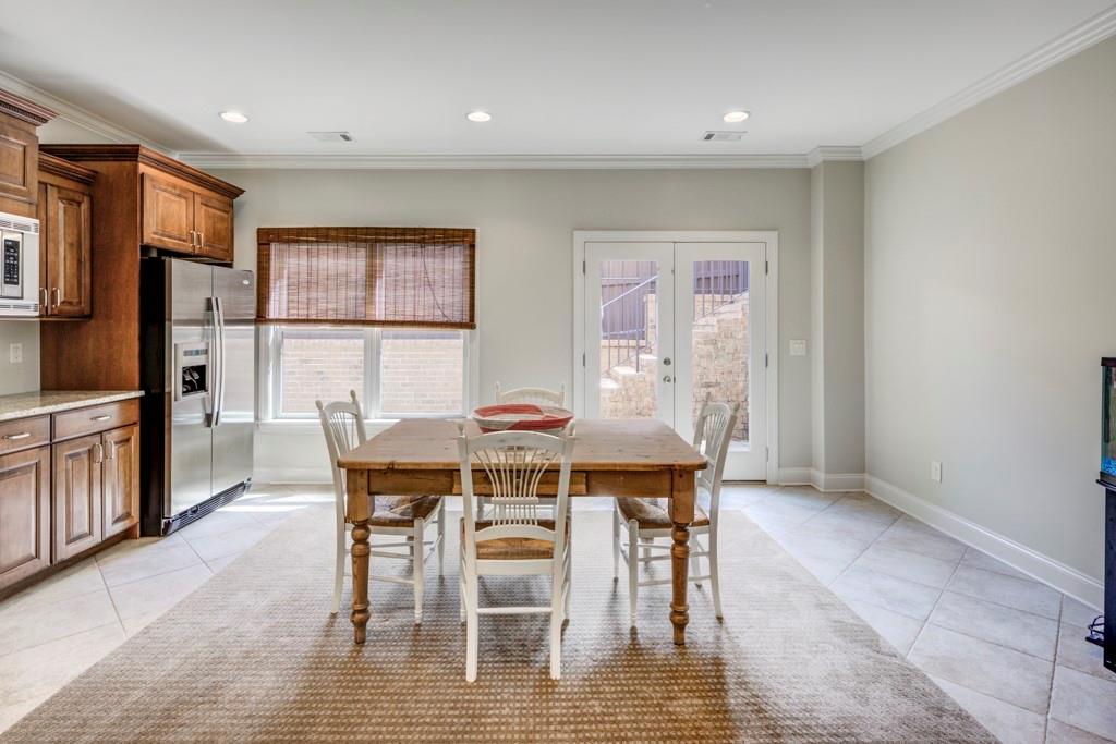 4130 Hillside Place NW