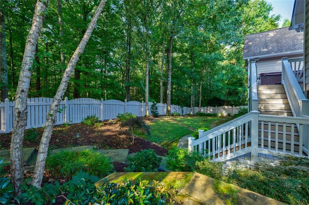 5072 Tottenham Court