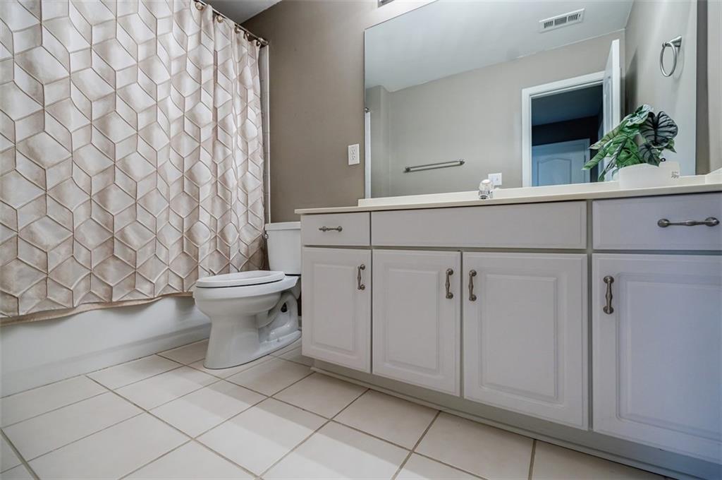 5072 Tottenham Court