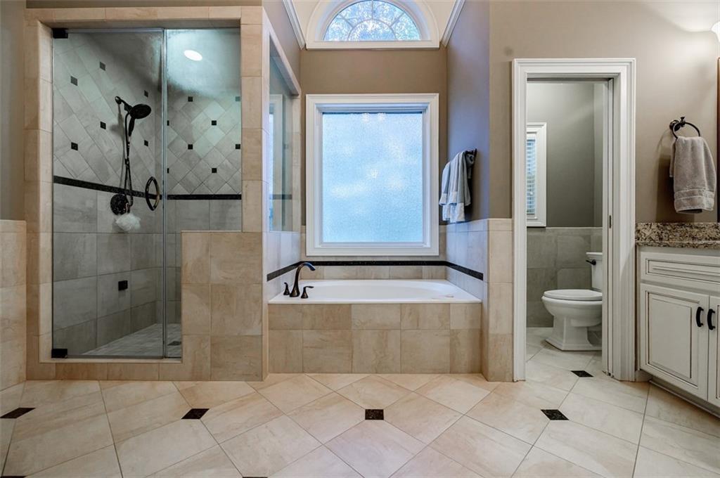 5072 Tottenham Court