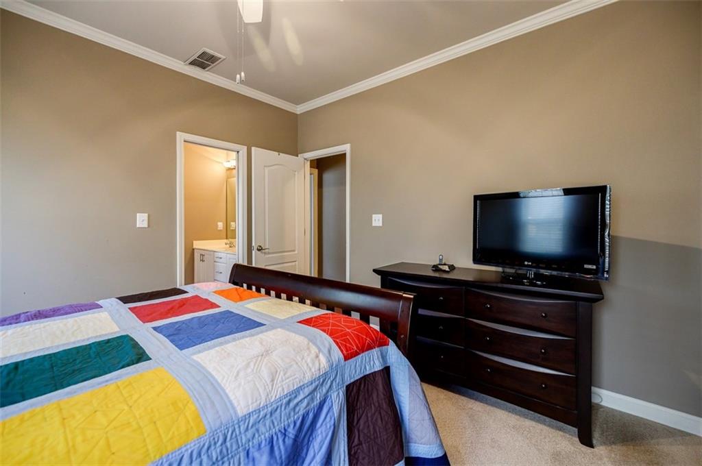 5072 Tottenham Court