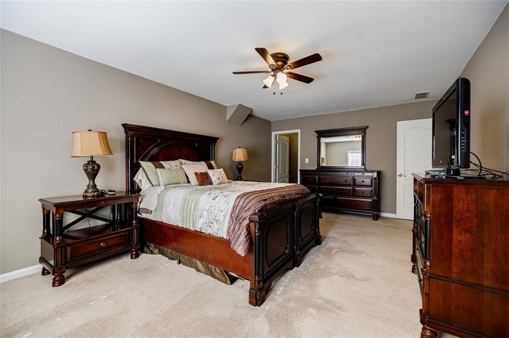 5072 Tottenham Court