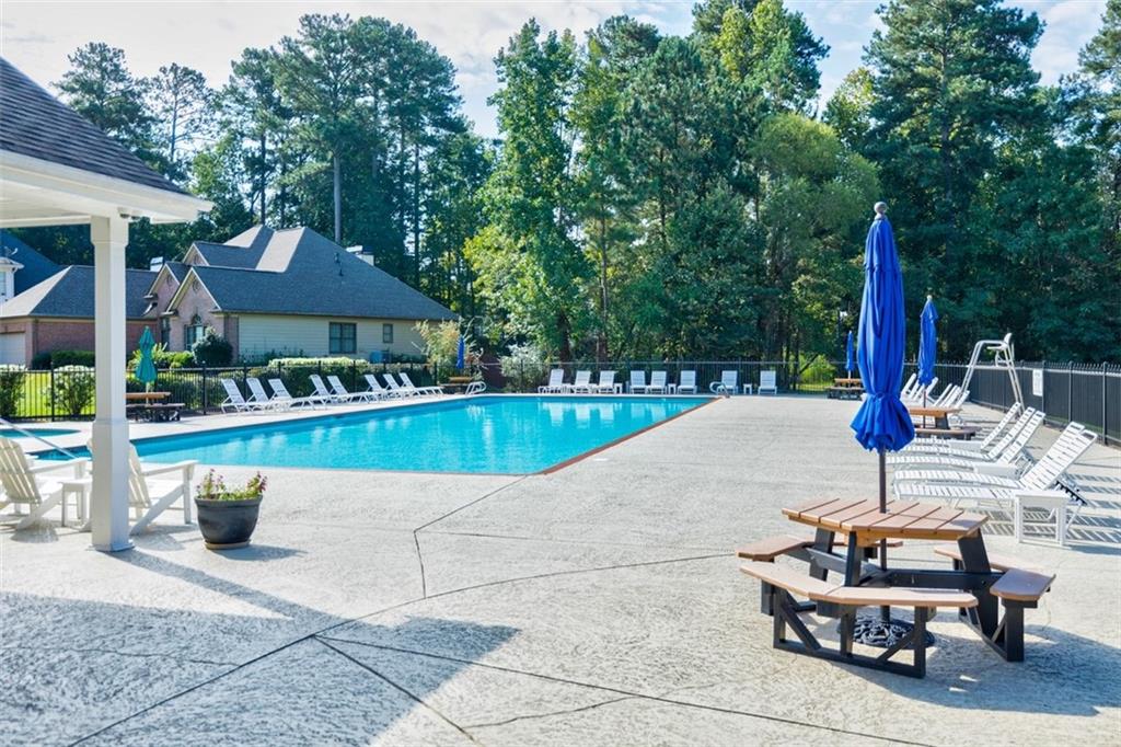 5072 Tottenham Court