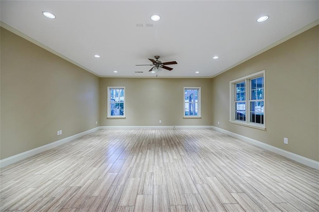 5072 Tottenham Court