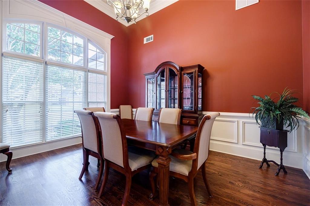 5072 Tottenham Court