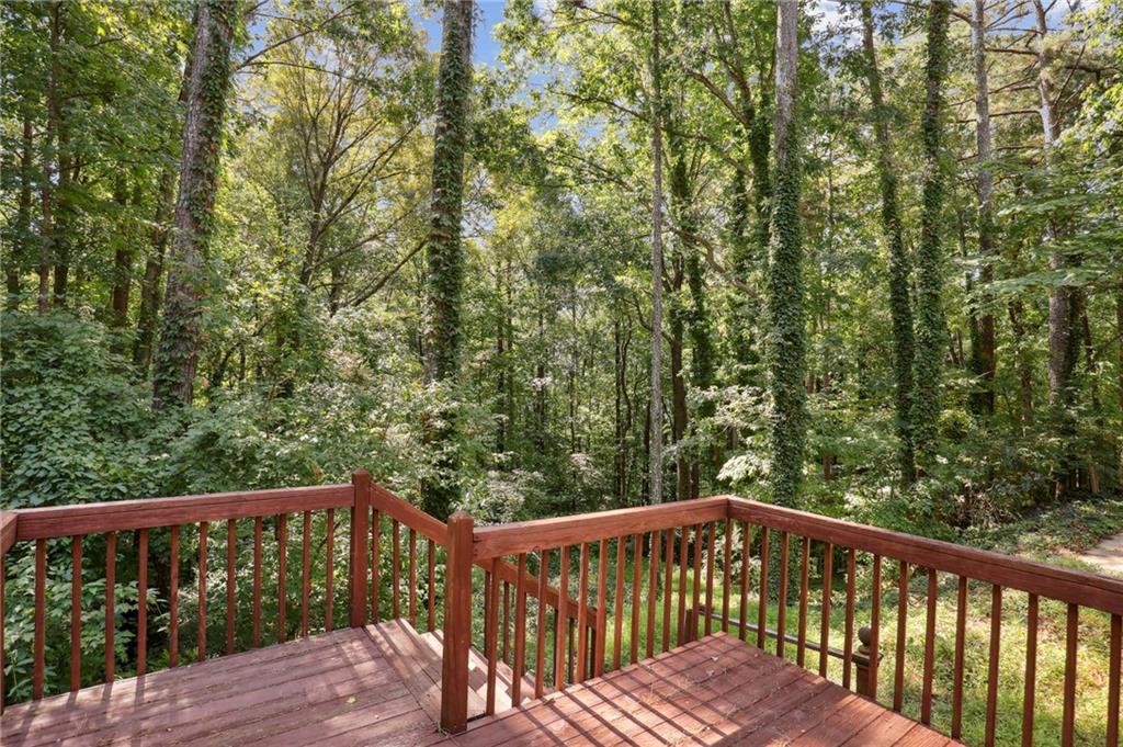 623 Green Valley Drive SE