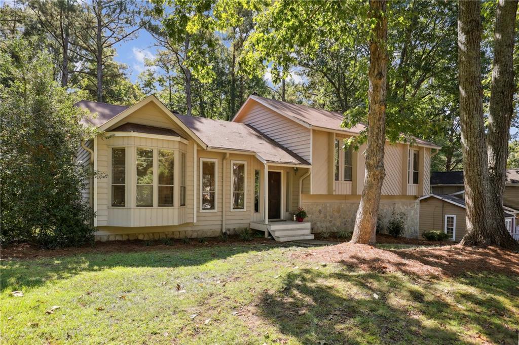 623 Green Valley Drive SE