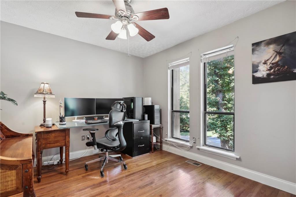 623 Green Valley Drive SE