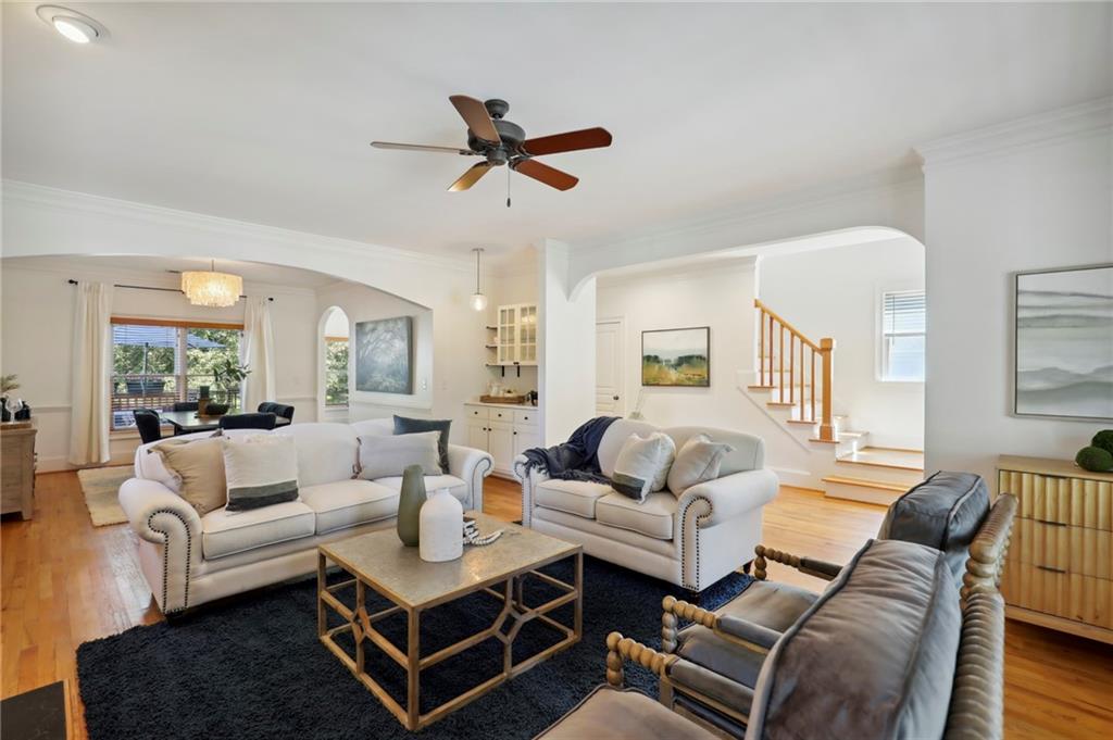 1092 Shelby Place SE